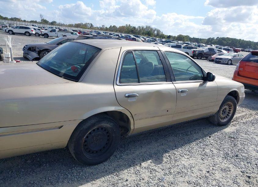 Photo 6 of 1999 Mercury Grand MARQUIS GS (VIN 2MEFM74W5XX695530)