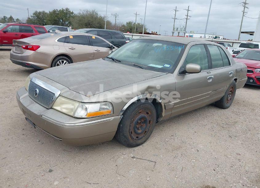 Photo 2 of 2003 Mercury Grand MARQUIS GS (VIN 2MEFM74W63X645018)