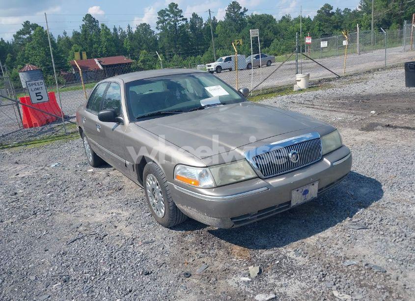 2003 Mercury Grand MARQUIS GS (VIN 2MEFM74W73X640765) main photo