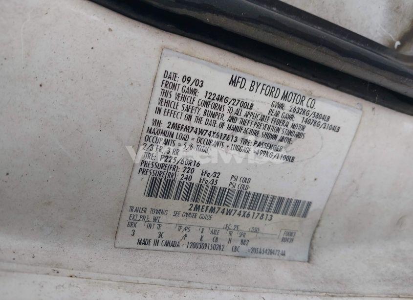 Photo 9 of 2004 Mercury Grand MARQUIS GS (VIN 2MEFM74W74X617813)