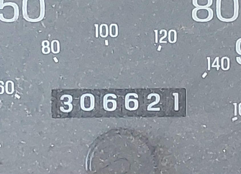 Photo 16 of 2004 Mercury Grand MARQUIS GS (VIN 2MEFM74W74X637589)