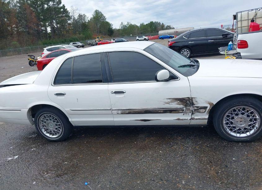 Photo 13 of 1999 Mercury Grand MARQUIS GS (VIN 2MEFM74W7XX717723)