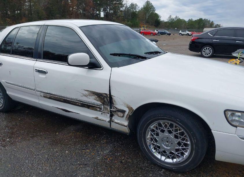 Photo 6 of 1999 Mercury Grand MARQUIS GS (VIN 2MEFM74W7XX717723)