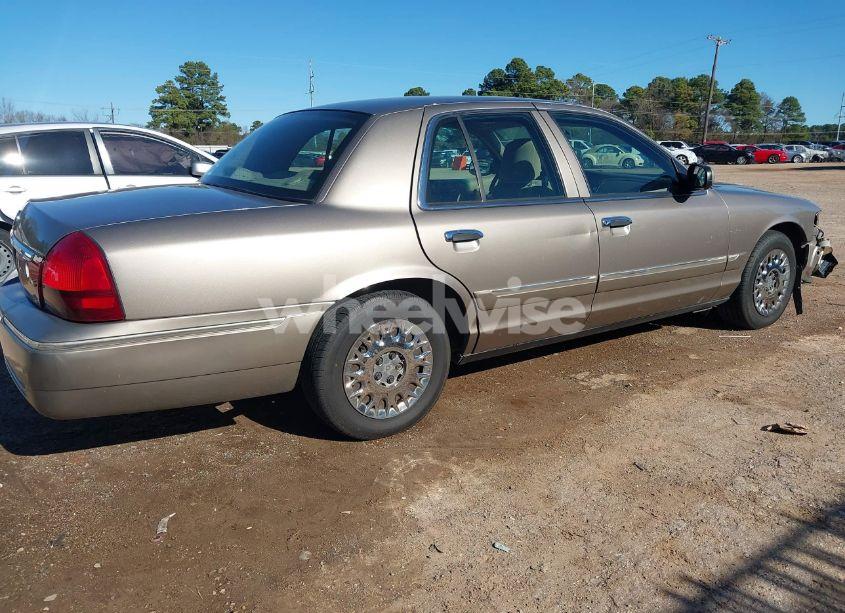 Photo 4 of 2004 Mercury Grand MARQUIS GS (VIN 2MEFM74W84X637293)