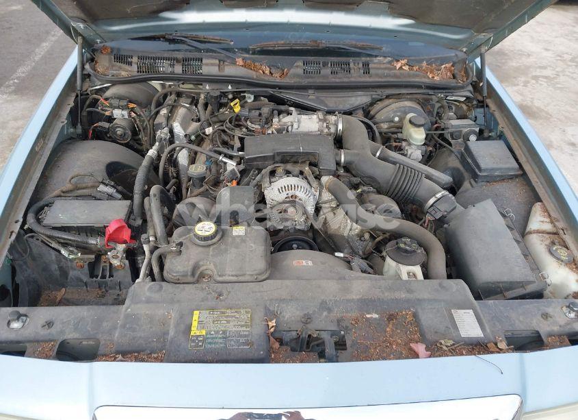 Photo 10 of 2004 Mercury Grand MARQUIS GS (VIN 2MEFM74W84X678832)