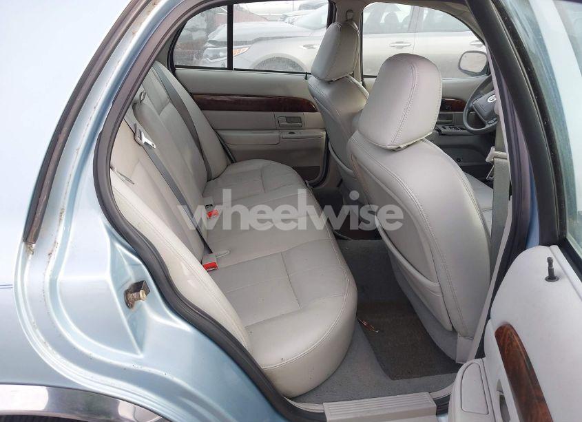 Photo 8 of 2004 Mercury Grand MARQUIS GS (VIN 2MEFM74W84X678832)