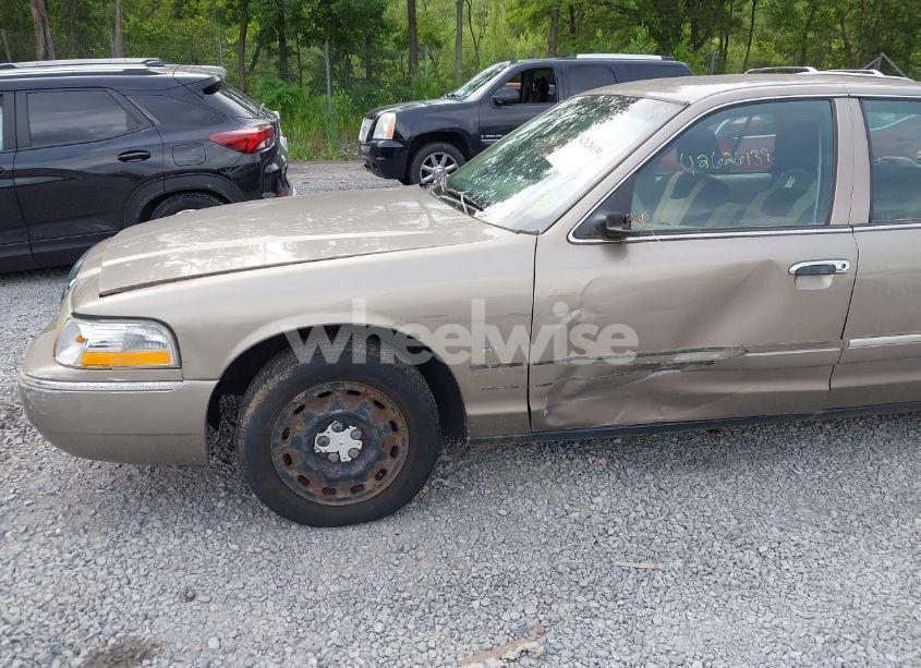 Photo 6 of 2005 Mercury Grand MARQUIS GS (VIN 2MEFM74W85X655746)