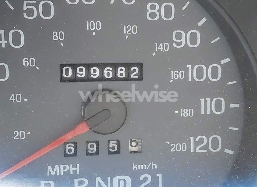 Photo 7 of 2005 Mercury Grand MARQUIS GS (VIN 2MEFM74W85X655746)