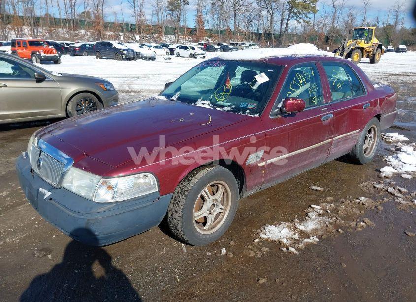 Photo 2 of 2005 Mercury Grand MARQUIS GS (VIN 2MEFM74W85X667007)