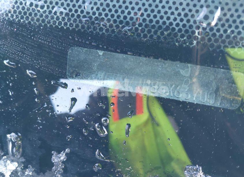 Photo 9 of 2005 Mercury Grand MARQUIS GS (VIN 2MEFM74W85X667007)