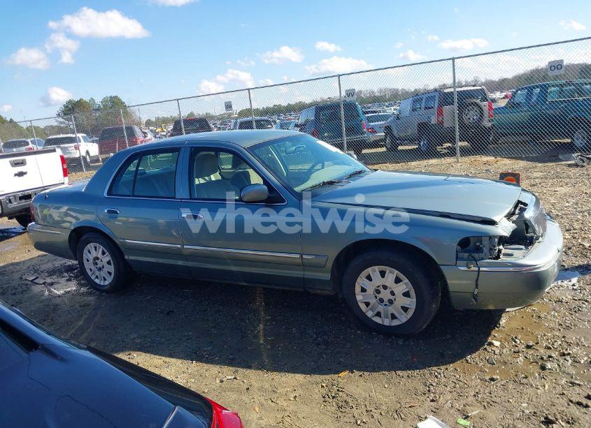 Photo 13 of 2005 Mercury Grand MARQUIS GS (VIN 2MEFM74W85X671722)