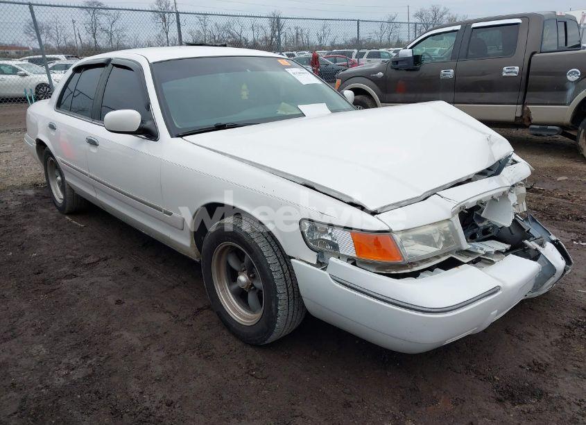 1999 Mercury Grand MARQUIS GS (VIN 2MEFM74W8XX662537) main photo