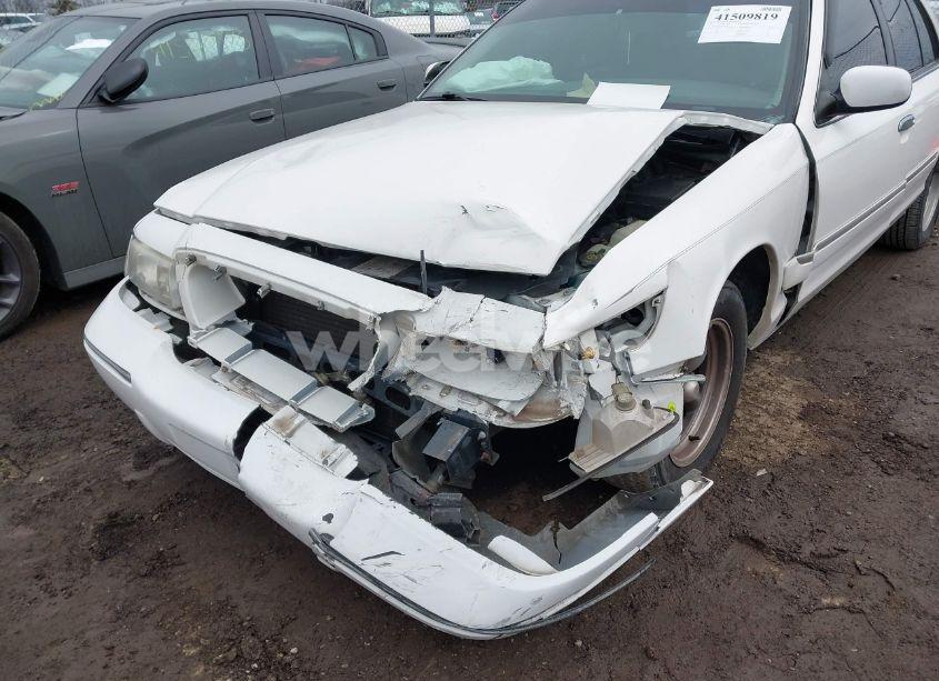 Photo 6 of 1999 Mercury Grand MARQUIS GS (VIN 2MEFM74W8XX662537)