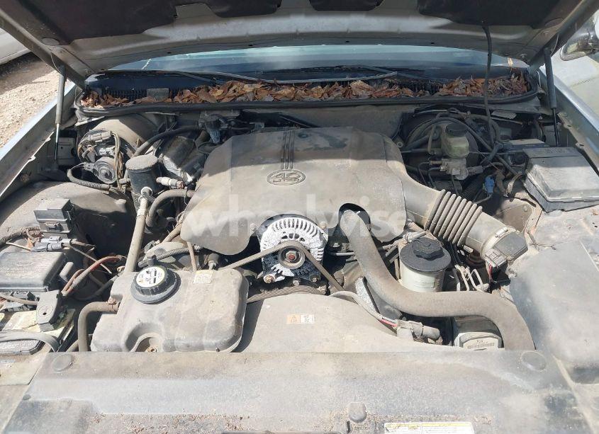 Photo 10 of 2002 Mercury Grand MARQUIS GS (VIN 2MEFM74W92X607734)