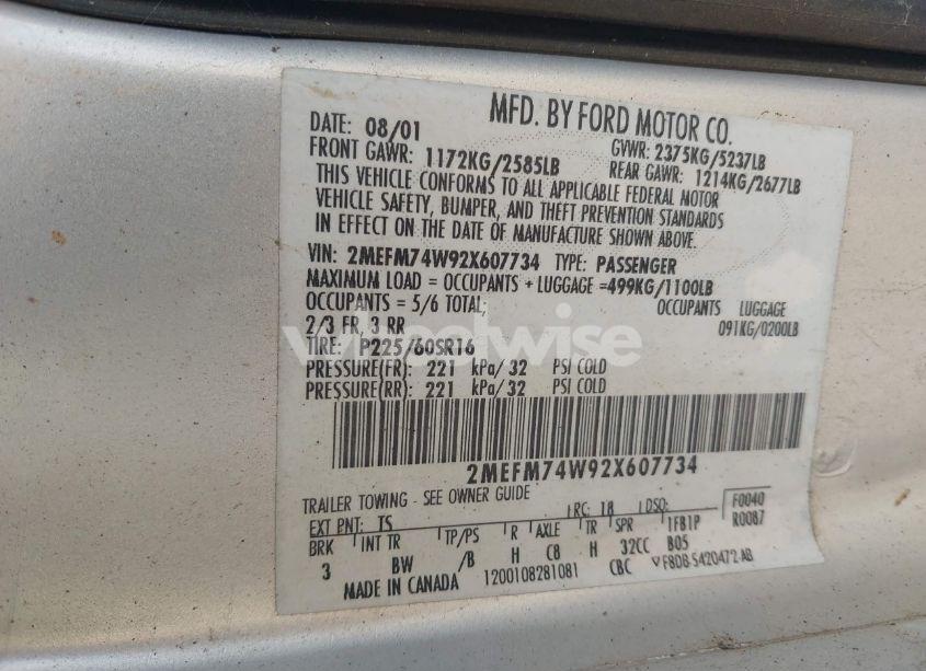 Photo 9 of 2002 Mercury Grand MARQUIS GS (VIN 2MEFM74W92X607734)