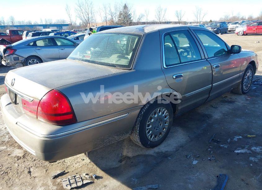 Photo 4 of 2003 Mercury Grand MARQUIS GS (VIN 2MEFM74W93X679857)