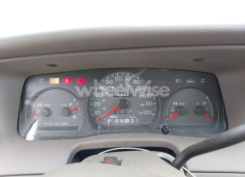 Photo 7 of 2004 Mercury Grand MARQUIS GS (VIN 2MEFM74W94X627534)