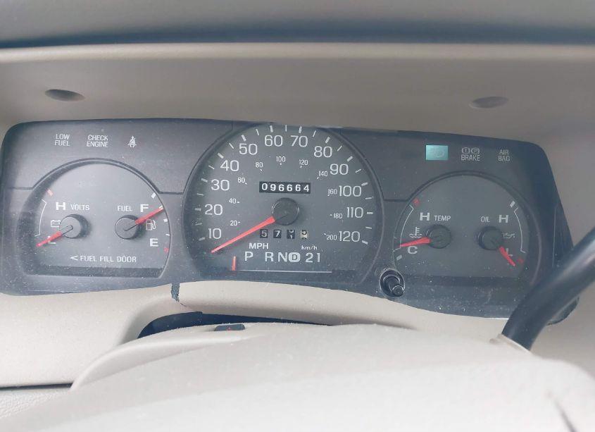 Photo 7 of 2005 Mercury Grand MARQUIS GS (VIN 2MEFM74W95X623730)