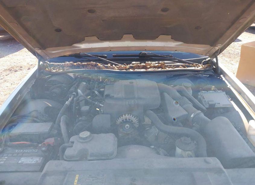 Photo 10 of 2005 Mercury Grand MARQUIS GS (VIN 2MEFM74W95X649034)