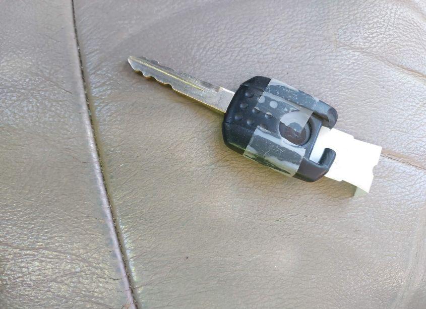 Photo 11 of 2005 Mercury Grand MARQUIS GS (VIN 2MEFM74W95X656212)