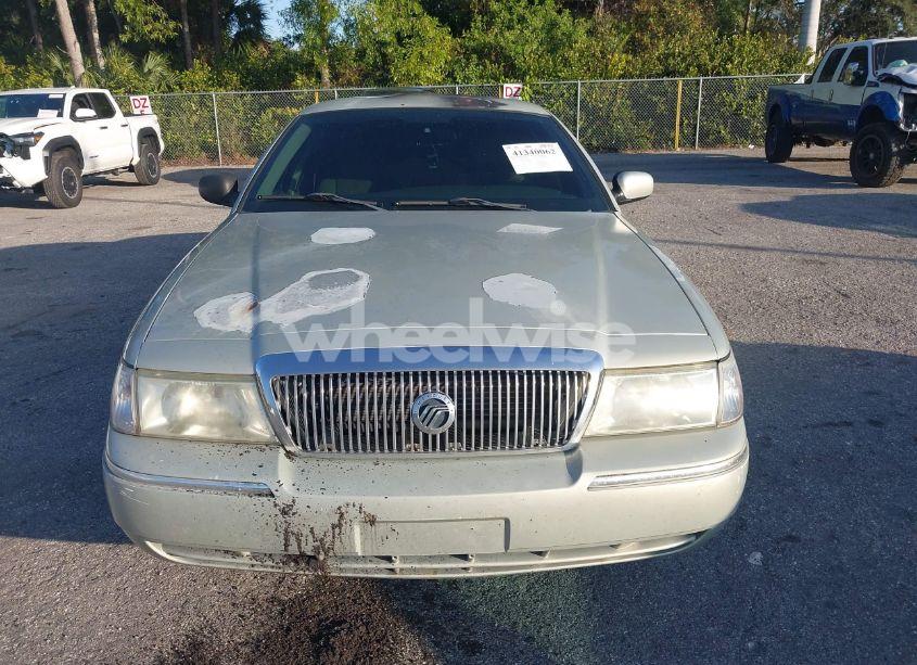 Photo 12 of 2005 Mercury Grand MARQUIS GS (VIN 2MEFM74W95X670093)
