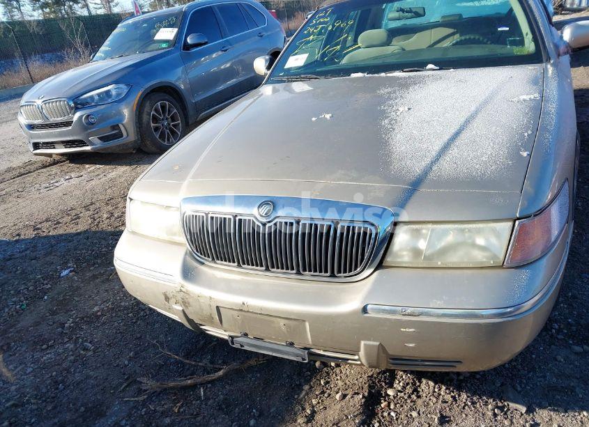 Photo 6 of 2000 Mercury Grand MARQUIS GS (VIN 2MEFM74W9YX718843)