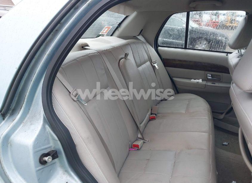 Photo 8 of 2007 Mercury Grand MARQUIS LS (VIN 2MEFM75V07X621633)