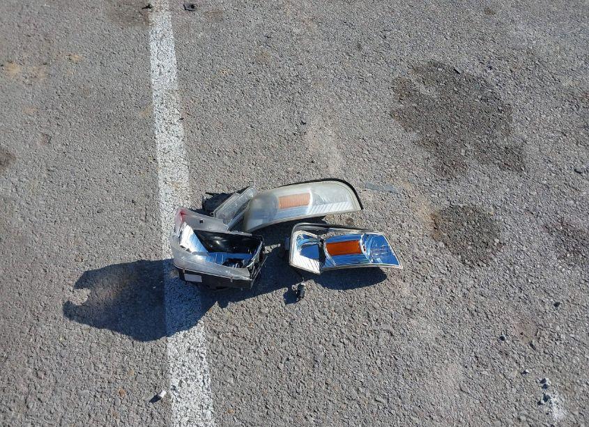 Photo 12 of 2007 Mercury Grand MARQUIS LS (VIN 2MEFM75V07X639453)