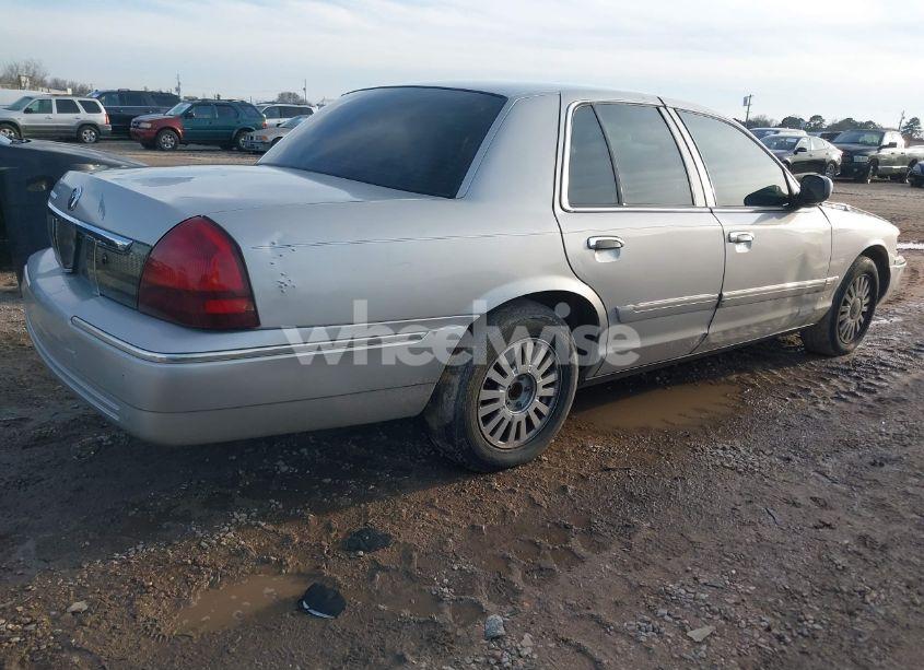Photo 4 of 2008 Mercury Grand MARQUIS LS (VIN 2MEFM75V08X606745)