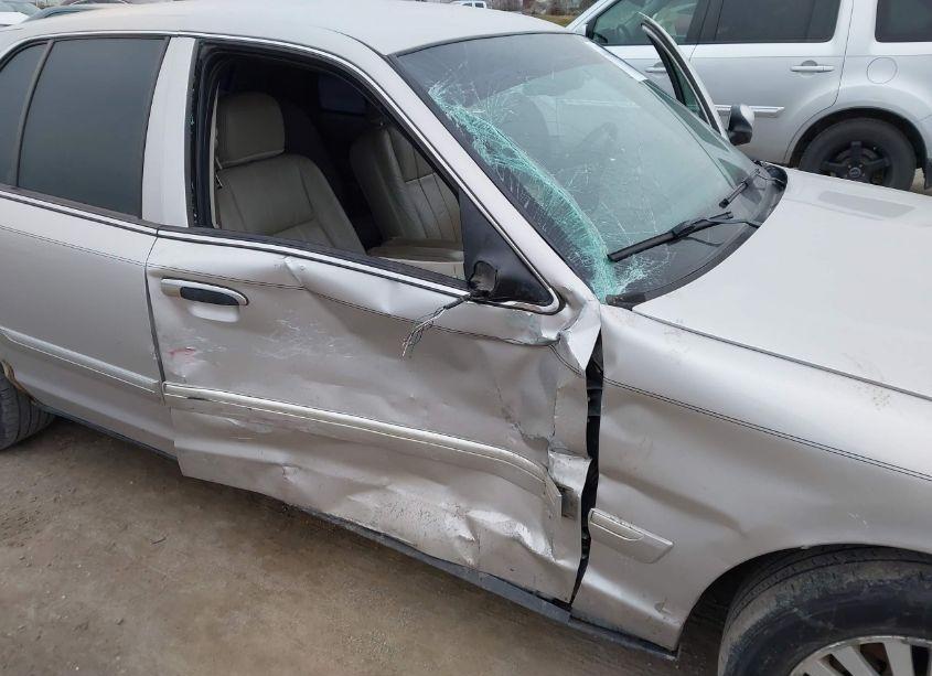 Photo 6 of 2008 Mercury Grand MARQUIS LS (VIN 2MEFM75V18X623361)