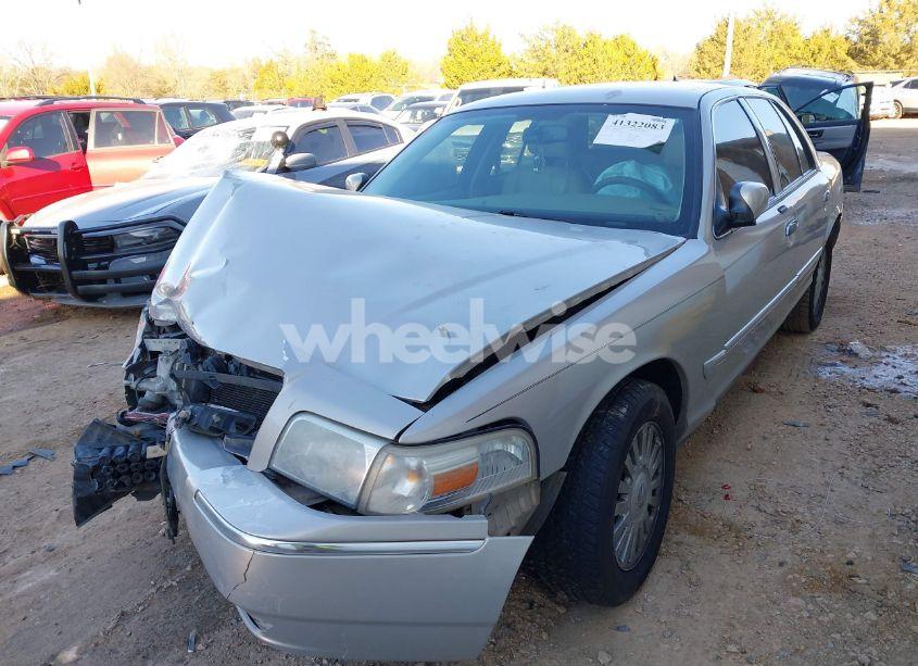 Photo 2 of 2007 Mercury Grand MARQUIS LS (VIN 2MEFM75V47X639665)