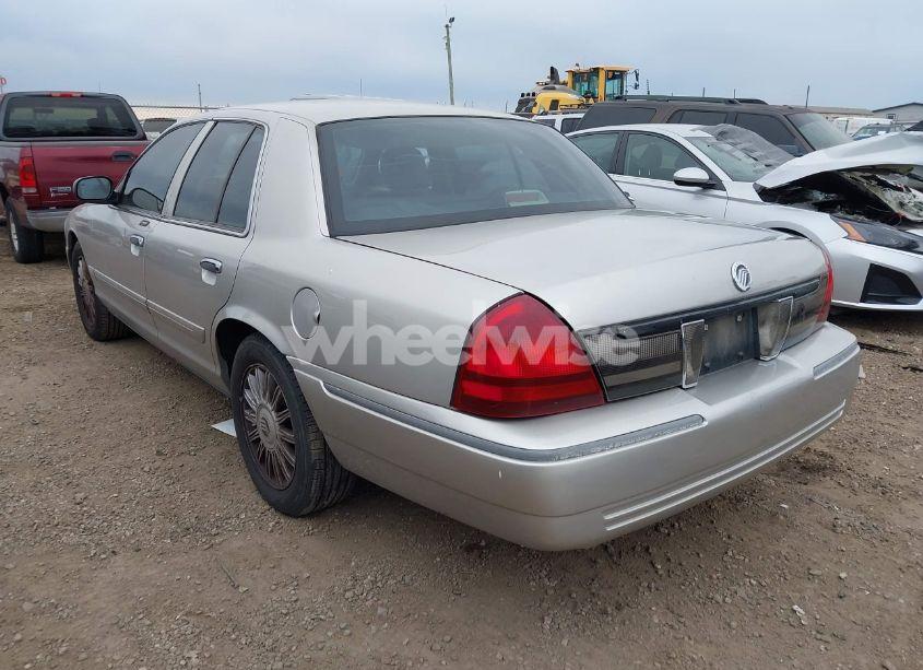 Photo 3 of 2008 Mercury Grand MARQUIS LS (VIN 2MEFM75V48X647170)