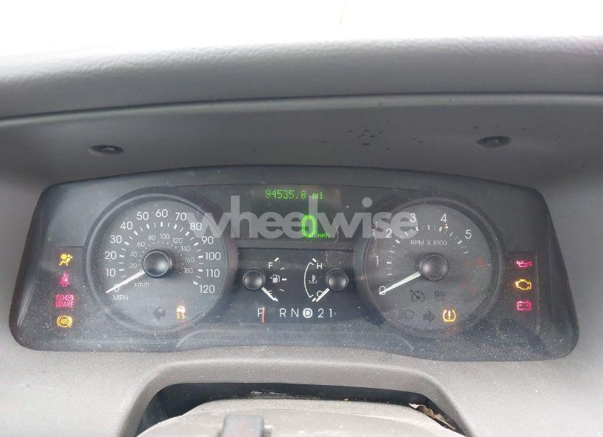 Photo 7 of 2008 Mercury Grand MARQUIS LS (VIN 2MEFM75V48X647170)