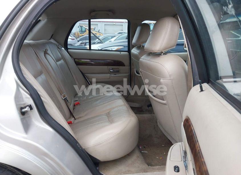 Photo 8 of 2008 Mercury Grand MARQUIS LS (VIN 2MEFM75V48X647170)