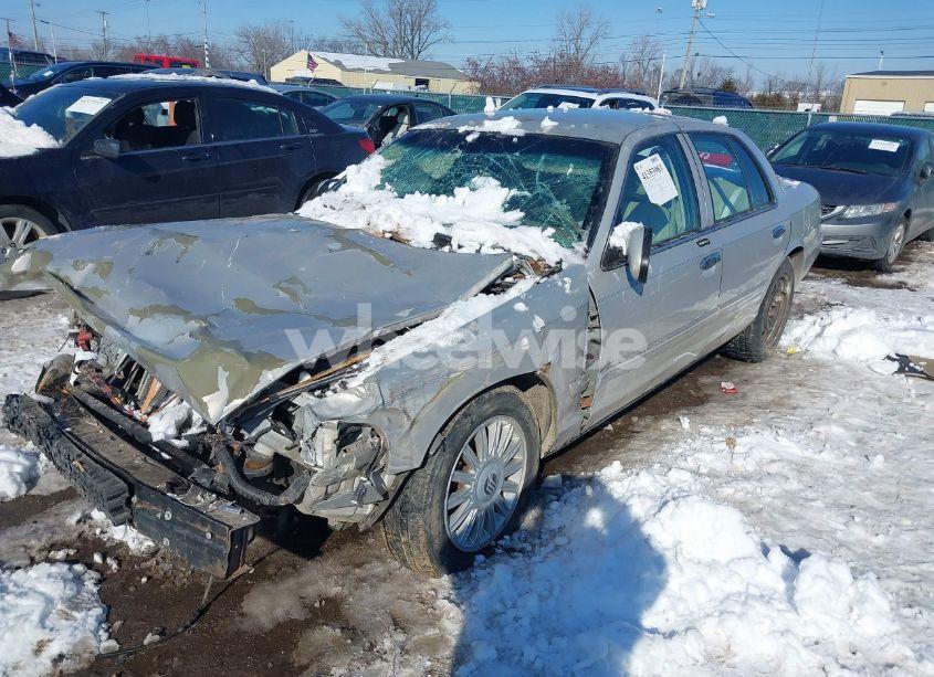 Photo 2 of 2008 Mercury Grand MARQUIS LS (VIN 2MEFM75V48X657892)