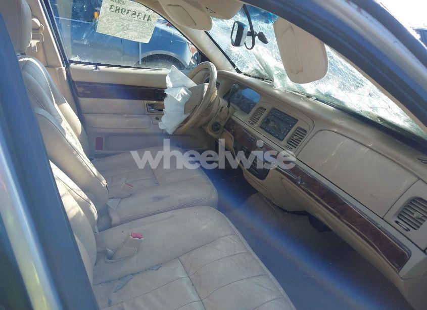 Photo 5 of 2008 Mercury Grand MARQUIS LS (VIN 2MEFM75V48X657892)