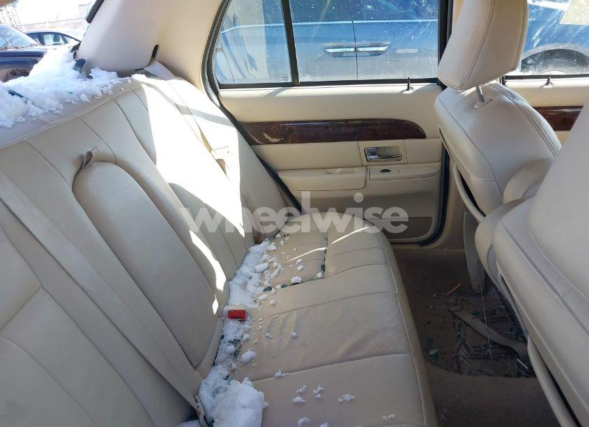 Photo 8 of 2008 Mercury Grand MARQUIS LS (VIN 2MEFM75V48X657892)