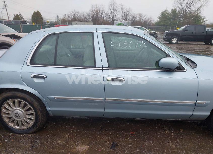 Photo 13 of 2008 Mercury Grand MARQUIS LS (VIN 2MEFM75V48X661554)