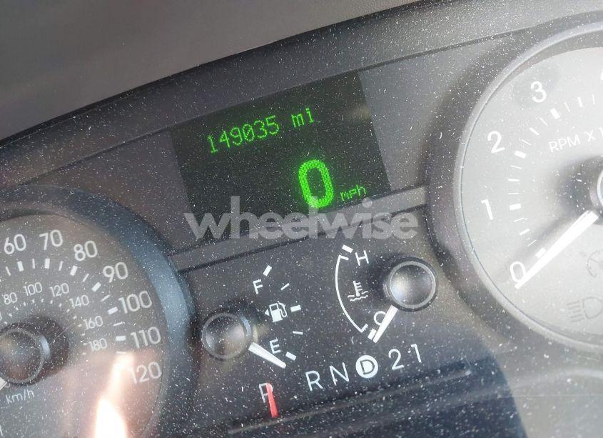 Photo 7 of 2007 Mercury Grand MARQUIS LS (VIN 2MEFM75V57X628397)