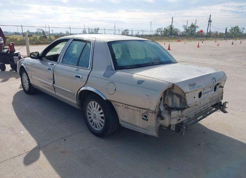 Photo 3 of 2008 Mercury Grand MARQUIS LS (VIN 2MEFM75V58X631463)