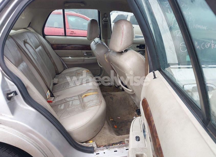 Photo 8 of 2006 Mercury Grand MARQUIS LS (VIN 2MEFM75V66X622994)