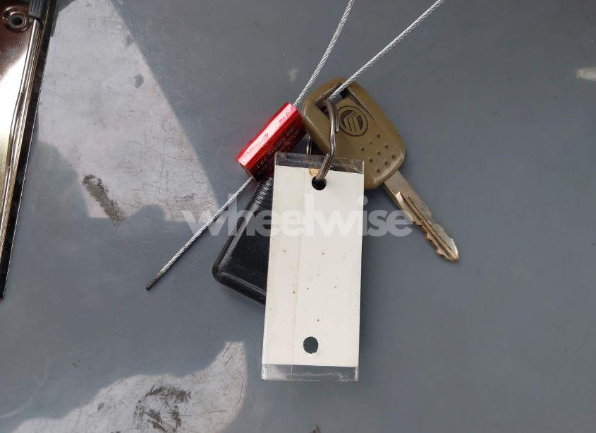 Photo 11 of 2007 Mercury Grand MARQUIS LS (VIN 2MEFM75V67X643409)