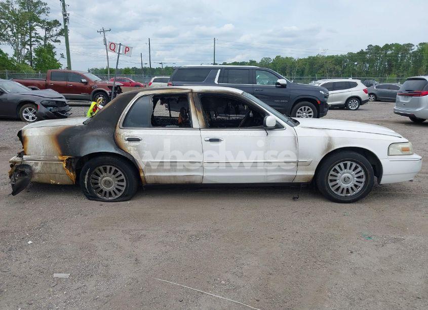 Photo 13 of 2007 Mercury Grand MARQUIS LS (VIN 2MEFM75V67X643409)