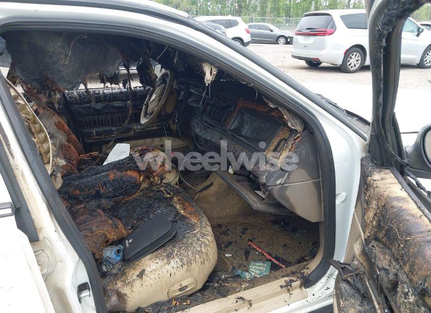 Photo 5 of 2007 Mercury Grand MARQUIS LS (VIN 2MEFM75V67X643409)