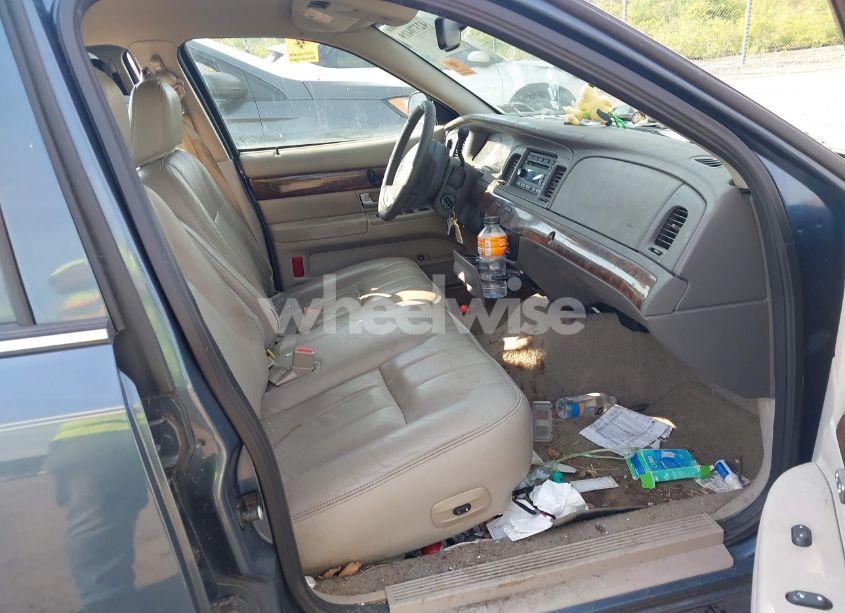 Photo 5 of 2007 Mercury Grand MARQUIS LS (VIN 2MEFM75V77X637537)