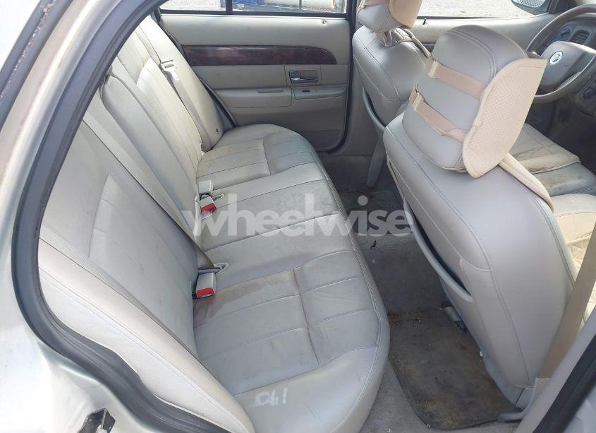 Photo 8 of 2008 Mercury Grand MARQUIS LS (VIN 2MEFM75V78X634834)