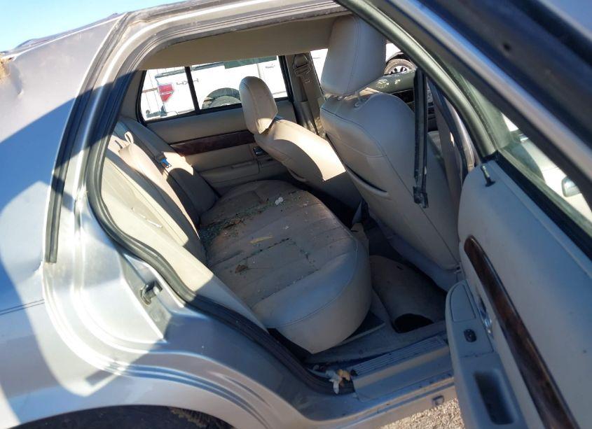 Photo 8 of 2008 Mercury Grand MARQUIS LS (VIN 2MEFM75V88X637595)