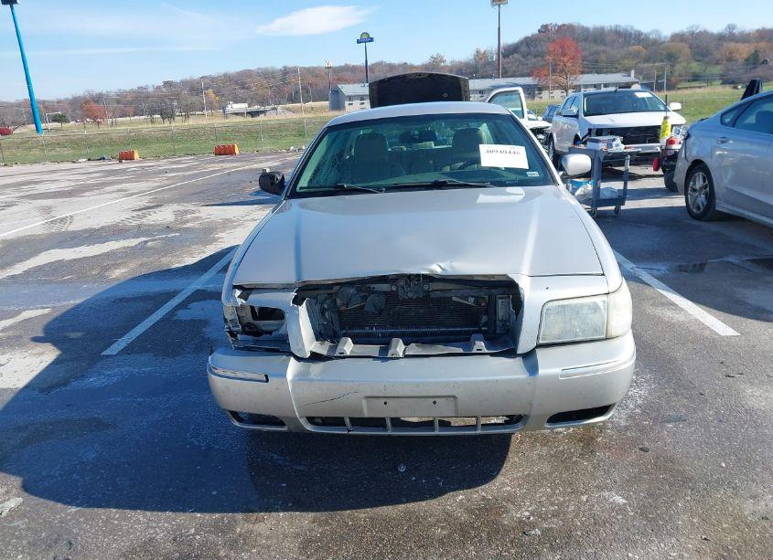 Photo 12 of 2008 Mercury Grand MARQUIS LS (VIN 2MEFM75V98X605464)
