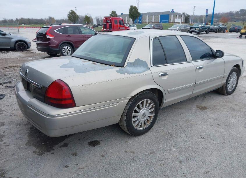 Photo 4 of 2008 Mercury Grand MARQUIS LS (VIN 2MEFM75V98X661436)