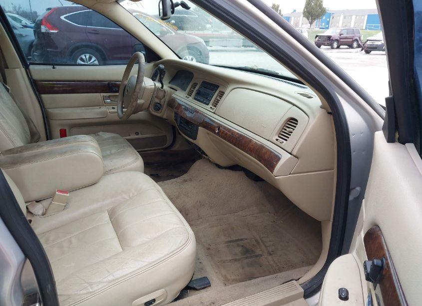 Photo 5 of 2008 Mercury Grand MARQUIS LS (VIN 2MEFM75V98X661436)